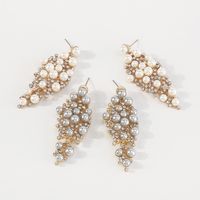 Fashion Solid Color Alloy Plating Inlay Artificial Pearls Rhinestones Women's Drop Earrings 1 Pair main image 1