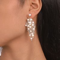 Fashion Solid Color Alloy Plating Inlay Artificial Pearls Rhinestones Women's Drop Earrings 1 Pair main image 5