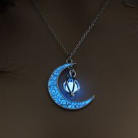 European And American Halloween Hot Hollow Moon Luminous Lucky Tree Clavicle Chain Accessories Necklace Factory In Stock Ornament sku image 8