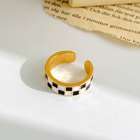 Retro Checkered Alloy Enamel Women's Rings main image 3