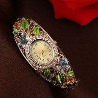 Luxurious Flower Quartz Women's Watches sku image 4