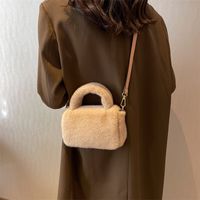 Women's Plush Solid Color Fashion Square Magnetic Buckle Crossbody Bag main image 3