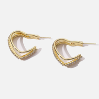 Fashion Heart Shape Copper Inlay Rhinestones Ear Studs 1 Pair main image 3
