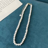 Luxurious Geometric Pearl Beaded Necklace main image 1