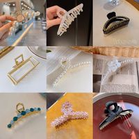 Fashion Geometric Alloy Plastic Plating Artificial Pearls Hair Claws main image 4