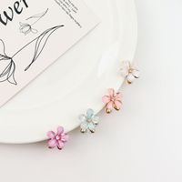 Sweet Flower Alloy Hair Claws 1 Piece main image 3