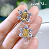 Mode Fleur Le Cuivre Incruster Diamant Artificiel Boucles D'oreilles 1 Paire main image 2