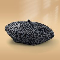 Women's Fashion Leopard Printing And Dyeing Eaveless Beret Hat sku image 2