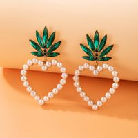 Fashion Heart Shape Alloy Inlay Artificial Pearls Rhinestones Women's Drop Earrings 1 Pair main image 4