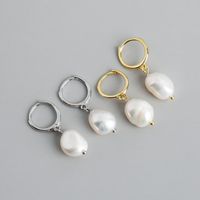 Fashion Irregular Silver Pearl Drop Earrings 1 Pair main image 1