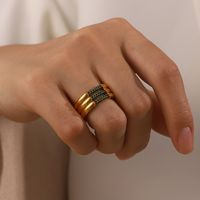 Fashion Round Stainless Steel Inlay Artificial Diamond Gold Plated Rings main image 4
