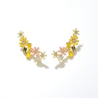 Fashion Flower Bee Copper Inlay Zircon Ear Studs 1 Pair main image 3