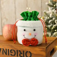 Christmas Cute Santa Claus Snowman Cloth Party Gift Wrapping Supplies sku image 2