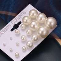 Retro Geometric Pearl Artificial Pearls Women's Ear Studs 1 Set main image 4