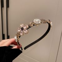 Women's Fashion Flower Bow Knot Metal Inlay Artificial Diamond Pearl Hair Band sku image 19