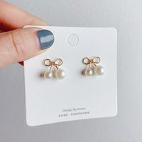 Fashion Round Alloy Asymmetrical Pearl Plating Women's Drop Earrings 1 Pair main image 2