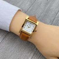 Moda Color Sólido Hebilla Cuarzo Relojes De Mujer sku image 1