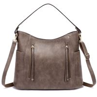Women's Medium Pu Leather Solid Color Fashion Tassel Square Zipper Crossbody Bag sku image 2