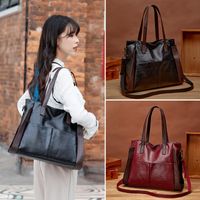 Women's Small All Seasons Pu Leather Solid Color Vintage Style Square Zipper Tote Bag main image 6