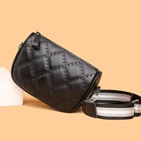 Women's Medium Pu Leather Lingge Fashion Square Zipper Crossbody Bag main image 3