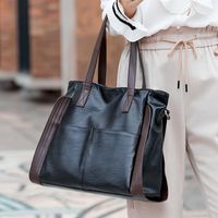 Women's Small All Seasons Pu Leather Solid Color Vintage Style Square Zipper Tote Bag main image 2