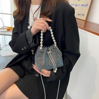 Women's Medium Summer Spring Pu Leather Solid Color Vintage Style Pearls Bucket String Handbag main image 4