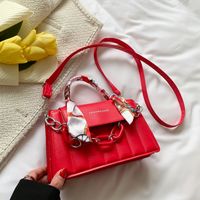 Women's Medium Pu Leather Solid Color Fashion Ribbon Square Magnetic Buckle Crossbody Bag sku image 3