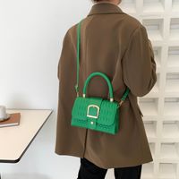 Women's Medium Pu Leather Solid Color Fashion Square Lock Clasp Crossbody Bag main image 3