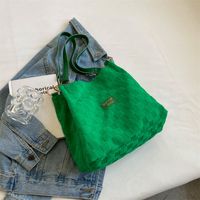 Women's Large All Seasons Nylon Solid Color Streetwear Bucket Zipper Tote Bag sku image 3