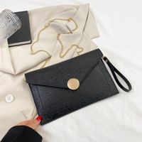 Mujeres Medio Cuero Sintético Color Sólido Moda Cuadrado Hebilla Magnética Bolso Bandolera sku image 1