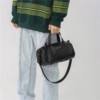 Men's Small Oxford Cloth Solid Color Streetwear Cylindrical Zipper Crossbody Bag main image 4