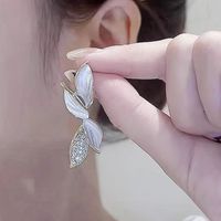 Fashion Leaves Copper Plating Artificial Diamond Drop Earrings 1 Pair main image 5