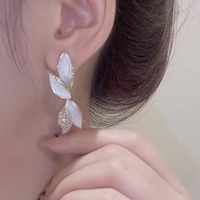 Fashion Leaves Copper Plating Artificial Diamond Drop Earrings 1 Pair main image 3