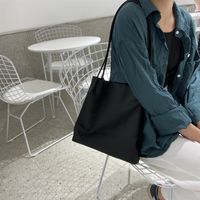 Femmes Moyen Toutes Les Saisons Faux Cuir Couleur Unie Mode Carré Boucle Magnétique Sac À Main sku image 3