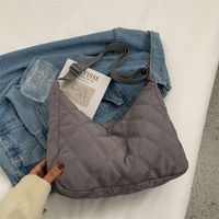 Women's Large All Seasons Nylon Lingge Fashion Dumpling Shape Zipper Shoulder Bag sku image 1