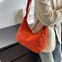 Women's Large All Seasons Nylon Lingge Fashion Dumpling Shape Zipper Shoulder Bag main image 1