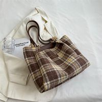 Women's Fashion Plaid Polyester Shopping Bags sku image 3