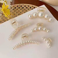 Elegant Geometric Arylic Imitation Pearl Hair Claws 1 Piece main image 1