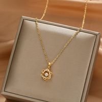 Fashion Heart Shape Crown Titanium Steel Plating Inlay Artificial Gemstones Pendant Necklace 1 Piece sku image 1