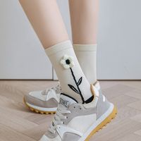 Women's Japanese Style Flower Cotton Embroidery Crew Socks main image 4