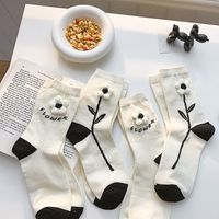 Women's Japanese Style Flower Cotton Embroidery Crew Socks main image 1