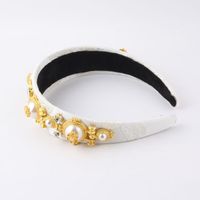 Vintage Style Flower Cloth Inlay Artificial Pearls Rhinestones Hair Band 1 Piece main image 2