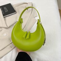 Women's Medium Pu Leather Solid Color Fashion Paint Finish Dumpling Shape Zipper Shoulder Bag sku image 7