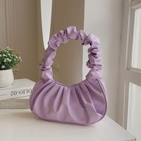 Femmes Petit Faux Cuir Couleur Unie Vêtement De Rue Forme De Boulette Fermeture Éclair Sac En Forme De Nuage main image 1