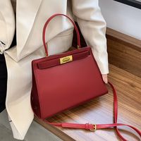 Women's Medium Pu Leather Solid Color Fashion Square Zipper Crossbody Bag main image 1