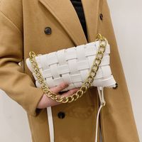 Women's Medium Pu Leather Solid Color Fashion Chain Square Flip Cover Saddle Bag main image 6