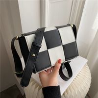 Women's Small Pu Leather Plaid Fashion Square Magnetic Buckle Crossbody Bag main image 6