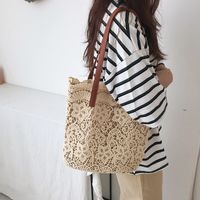 Women's Medium Spring&summer Cotton Beach Shoulder Bag Bucket Bag Straw Bag sku image 3