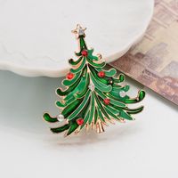 Cute Christmas Tree Heart Shape Alloy Plating Artificial Diamond Unisex Brooches 1 Piece main image 4