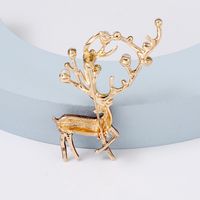 Fashion Deer Alloy Inlay Artificial Pearls Rhinestones Women's Brooches 1 Piece main image 5